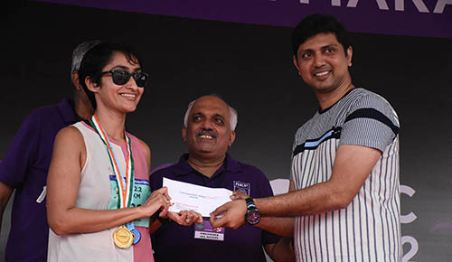 Prize distribution